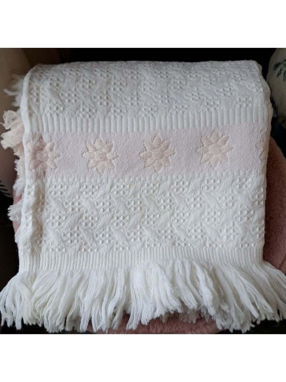 VTG JORDAN MARSH made in SPAIN baby blanket blush flowers girl fringe embossed